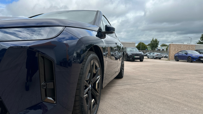 BMW iX 300kW xDrive45 Sport 101kWh 5dr Auto Electric Estate